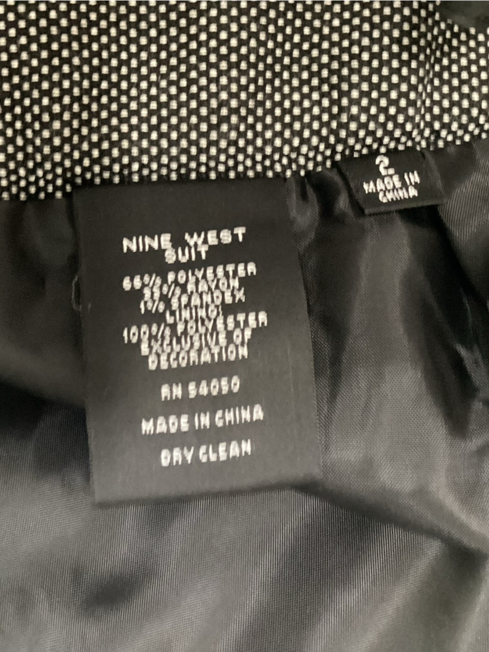 Nine West Size 2 Gray Skirt Suit Black Trim Lined - Picture 11 of 13